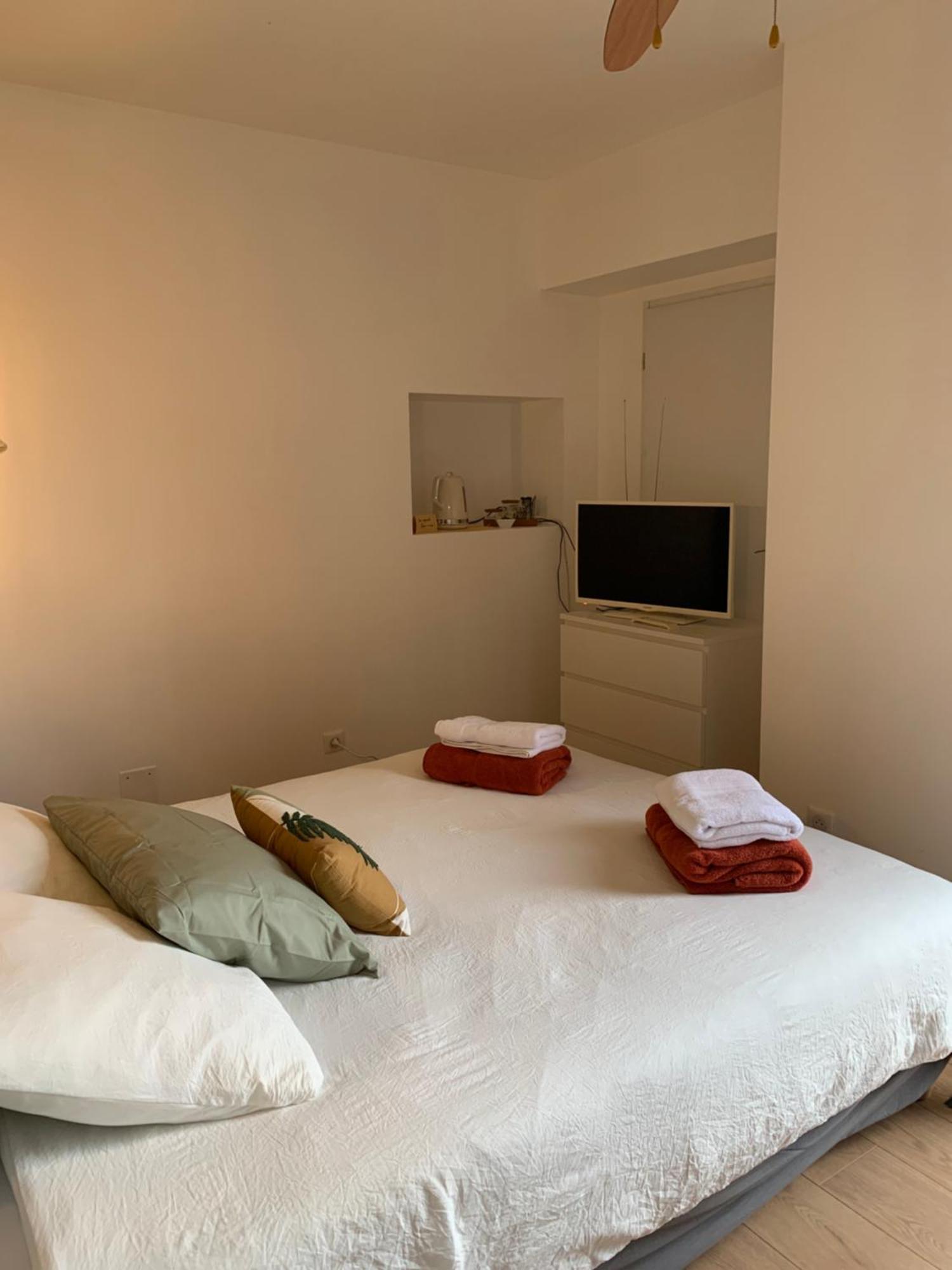 Chambre D'Hotes Mazet Les Abadies Bed & Breakfast Saint-Felix-de-Lodez Dış mekan fotoğraf